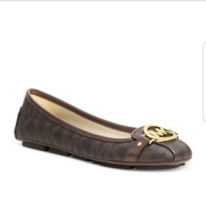 Michael Kors SAFFIANO LEATHER Moc flats